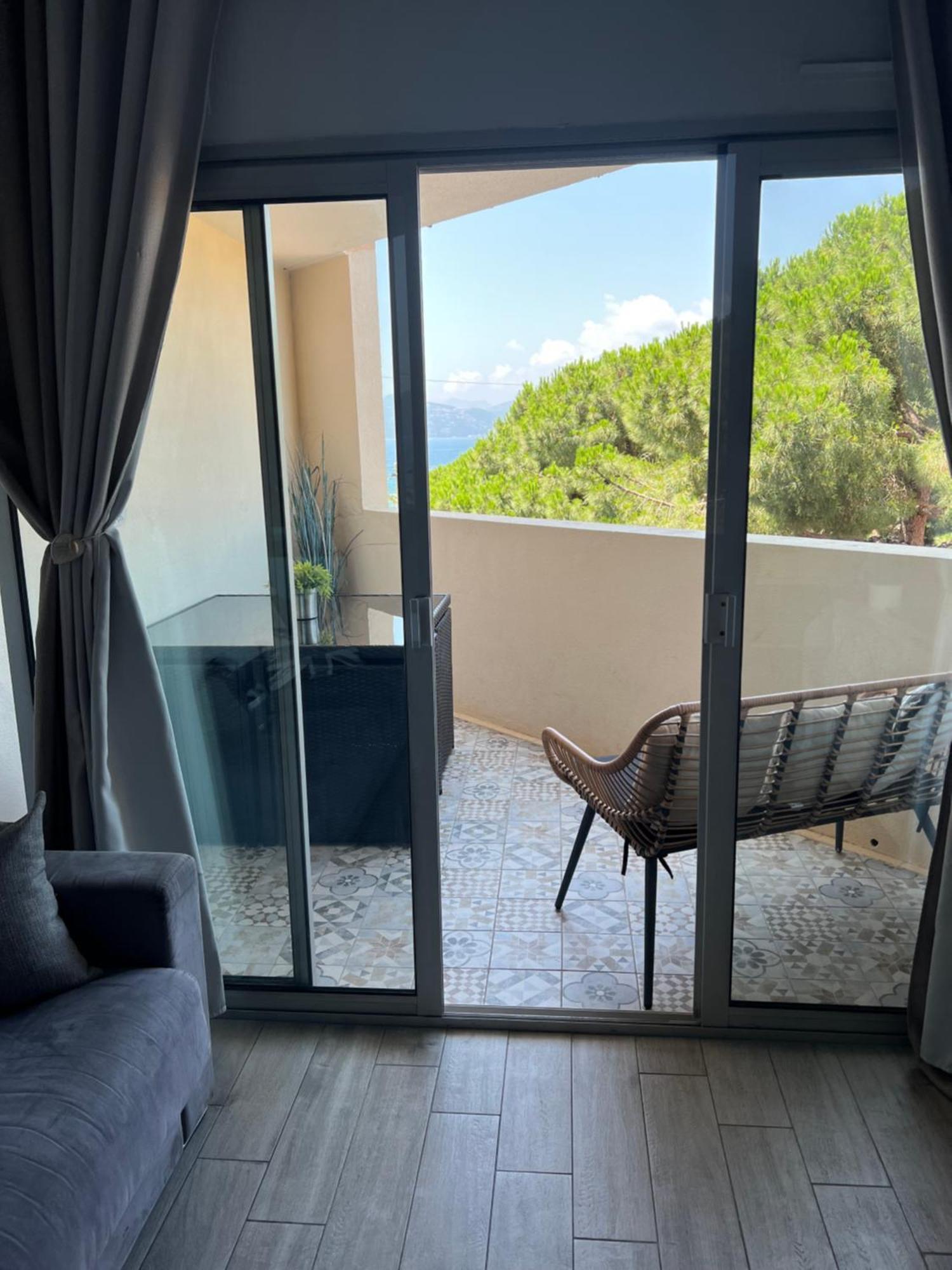 Joli 2 Pieces Aux Pieds Des Plages Cannes Exterior photo